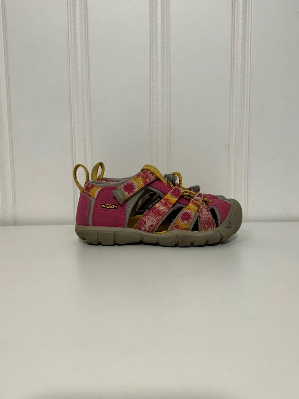 KEEN Newport yellow tie dye Kids' Pink Multi Outdoor Sandal